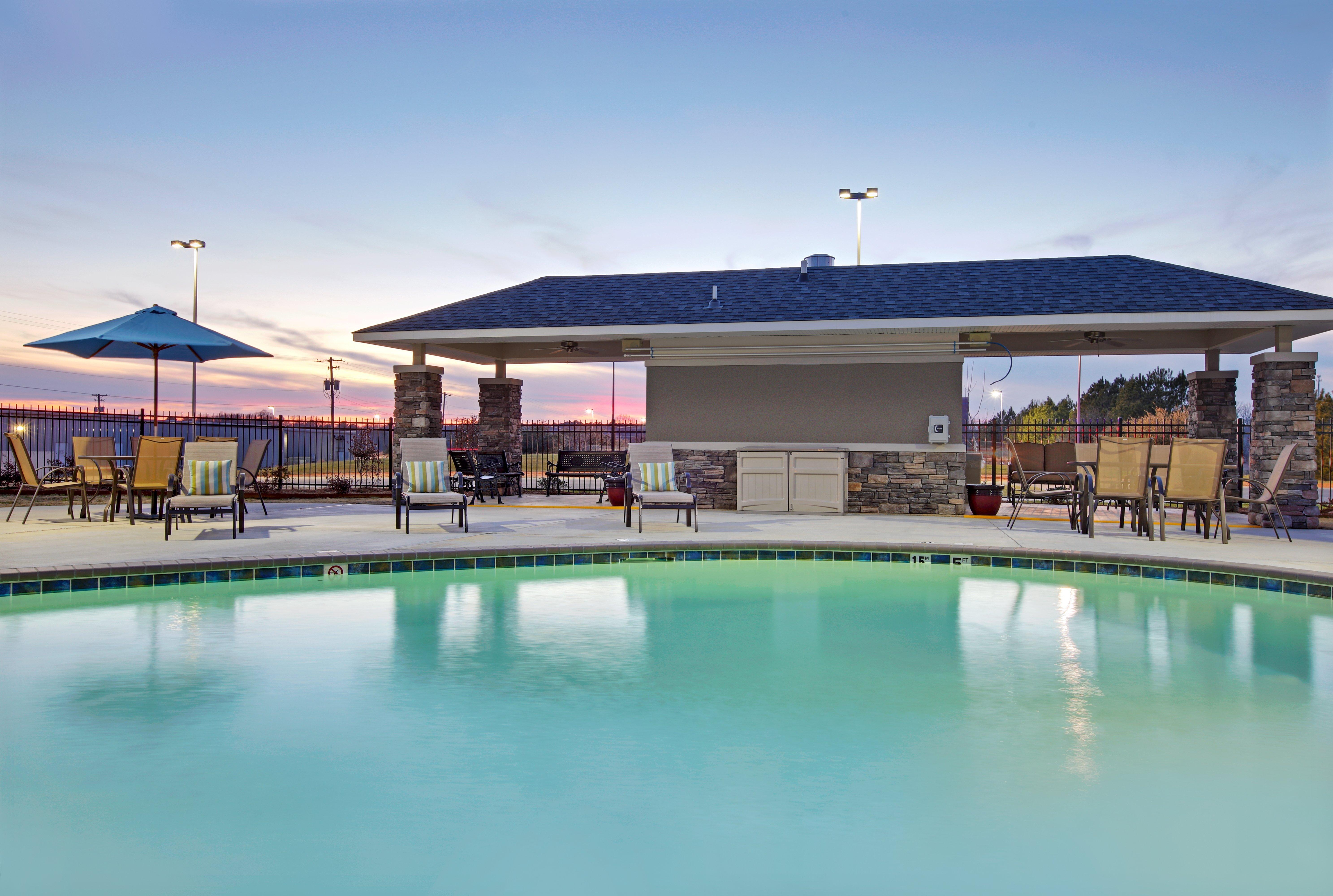 Holiday Inn Express Monticello By Ihg מראה חיצוני תמונה